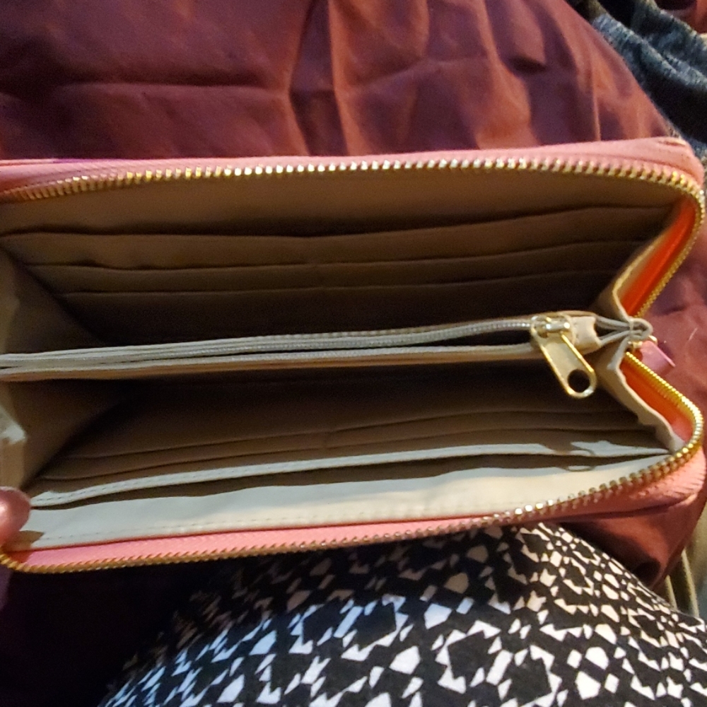 Billfolder - Picture 2 of 4